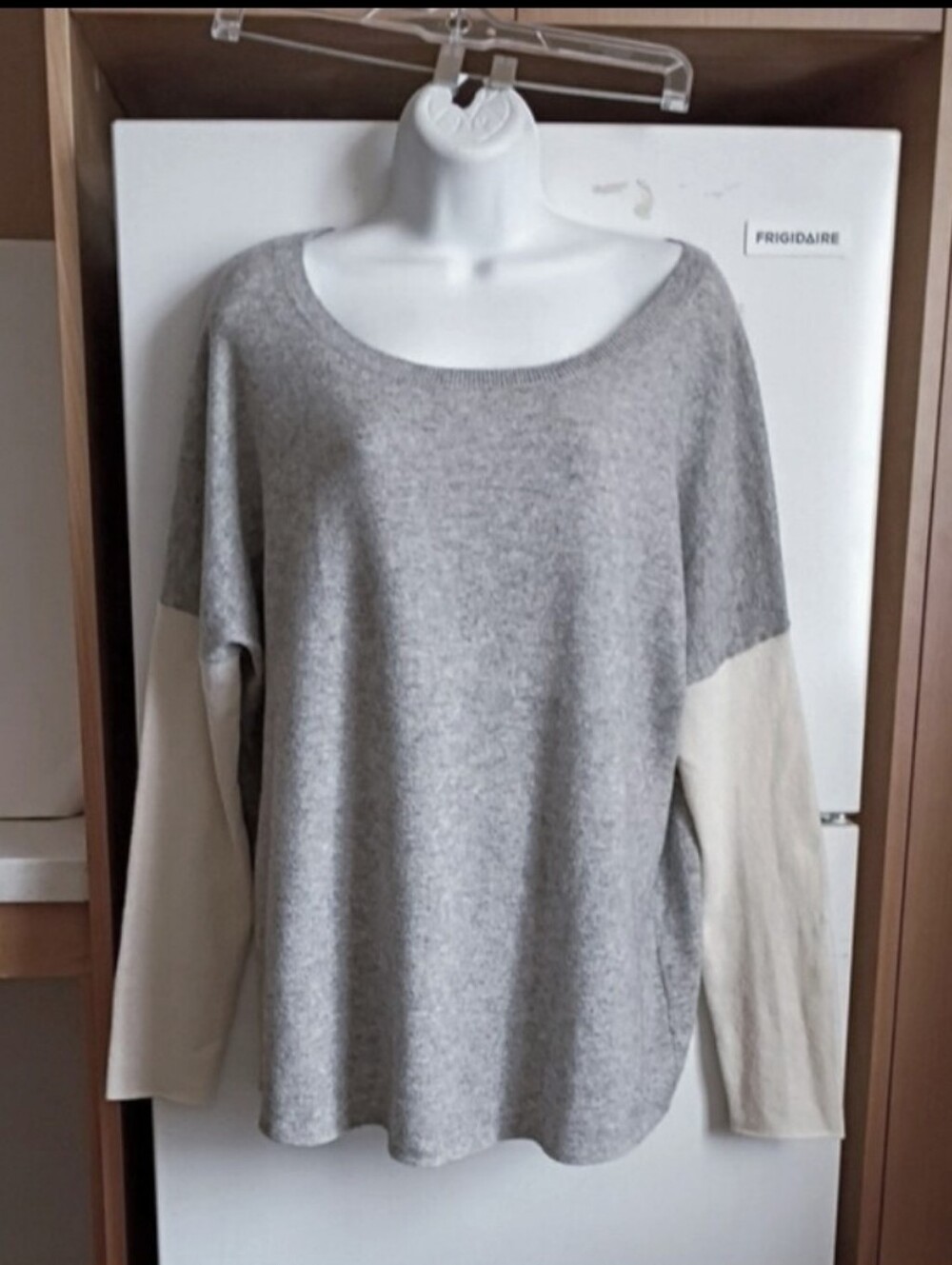 Vince Cashmere/Wool Blend Colorblock Sweater sz M